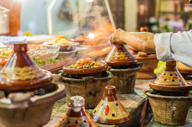 Circuit culinaire marocain tajine traditionnel couscous